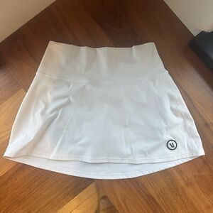 Vuori Volley Skirt: White